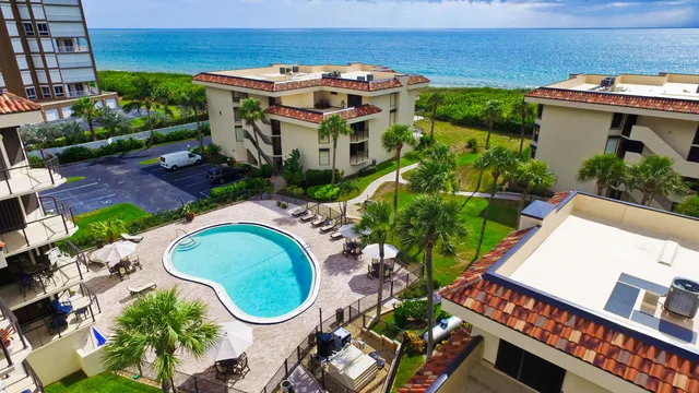 $374,000 | 4100 North Hwy A1A, Unit 342, Hutchinson Island, FL 34949