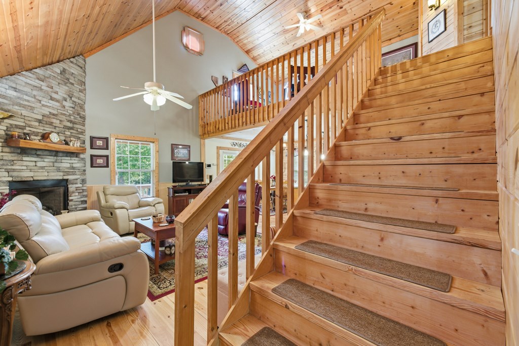 2554 Rustic Rdg Trail Young Harris, GA 30582 - Photo 24 of 48