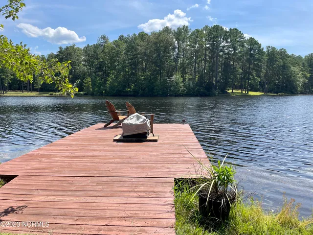 $2,750 | 245 Lakeside Drive, Aberdeen, NC 28315