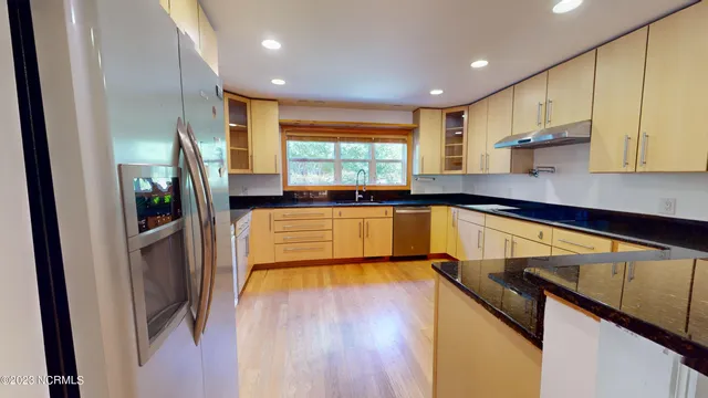 $2,750 | 245 Lakeside Drive, Aberdeen, NC 28315