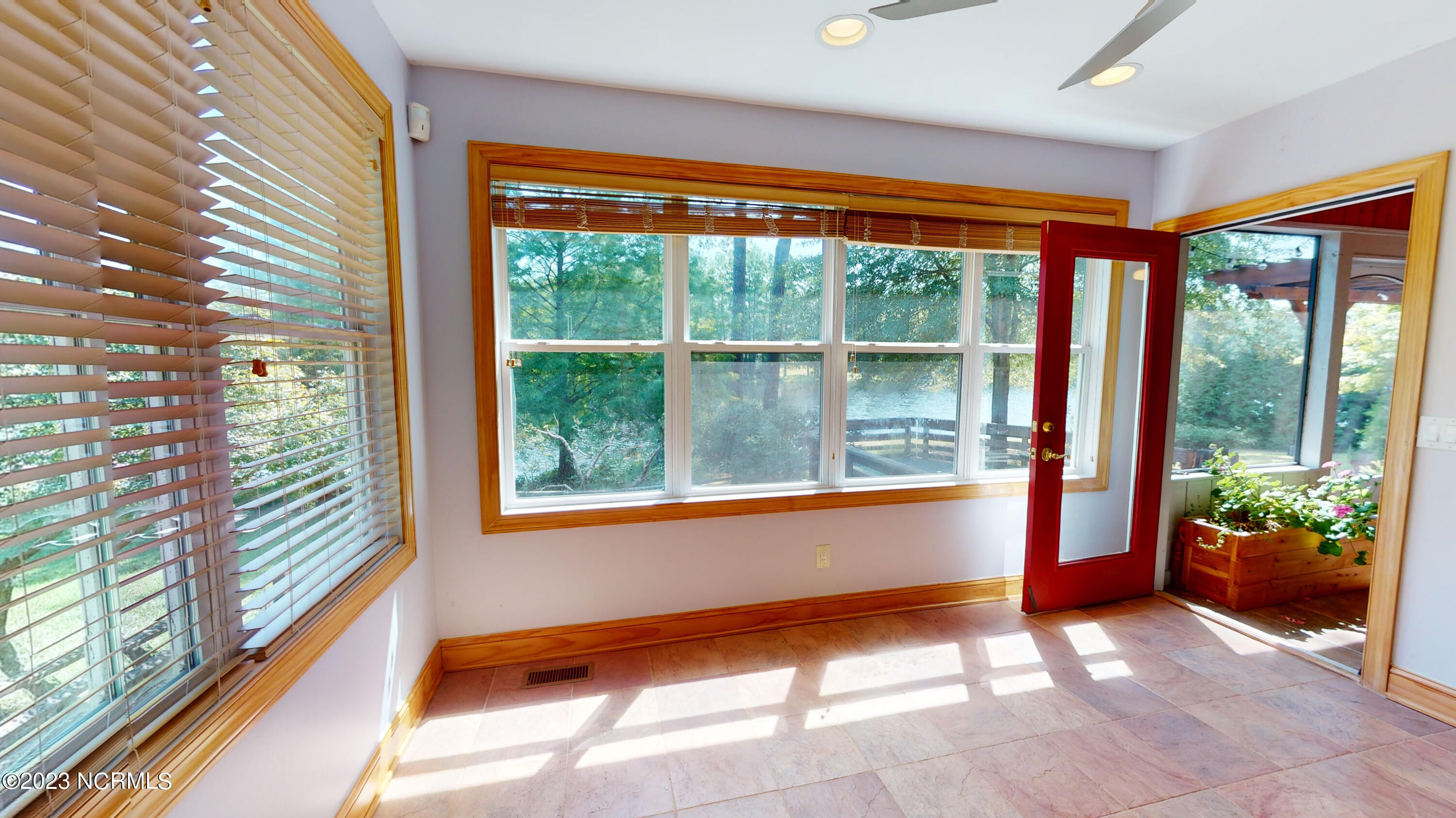 245 Lakeside Drive Aberdeen, NC 28315 - Photo 28 of 45 245-Lakeside-Drive-09092023_160655