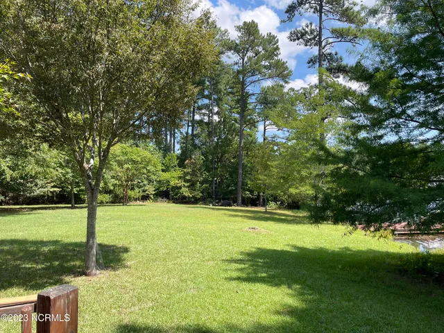 $2,750 | 245 Lakeside Drive, Aberdeen, NC 28315