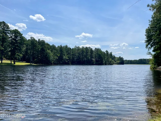 $2,750 | 245 Lakeside Drive, Aberdeen, NC 28315