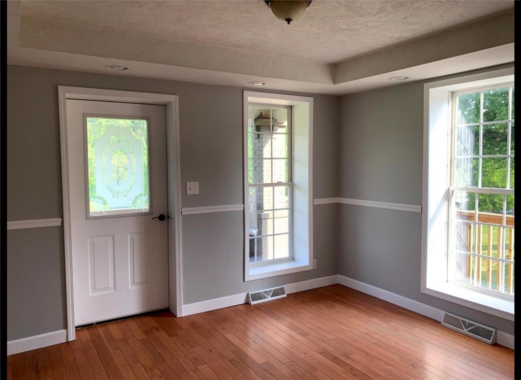 1231 Brush Run Road Washington, PA 15301 - Photo 5 of 14 Gallery Image 5