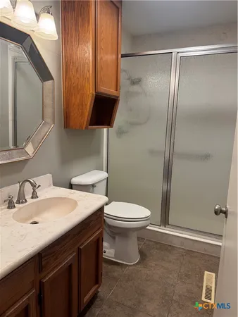 $179,950 | 903 Ave F, Moody, TX 76557