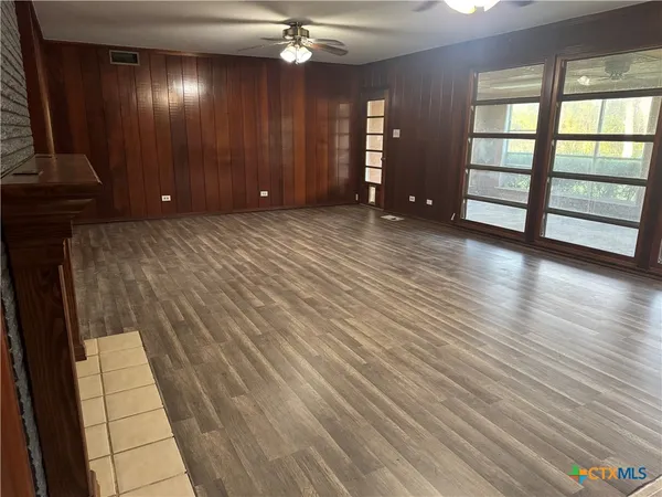 $179,950 | 903 Ave F, Moody, TX 76557