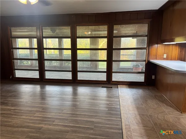 $179,950 | 903 Ave F, Moody, TX 76557
