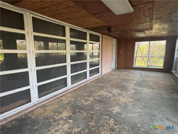 $179,950 | 903 Ave F, Moody, TX 76557