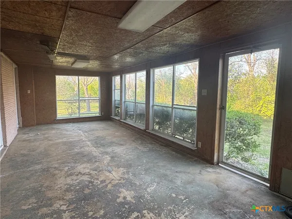 $179,950 | 903 Ave F, Moody, TX 76557