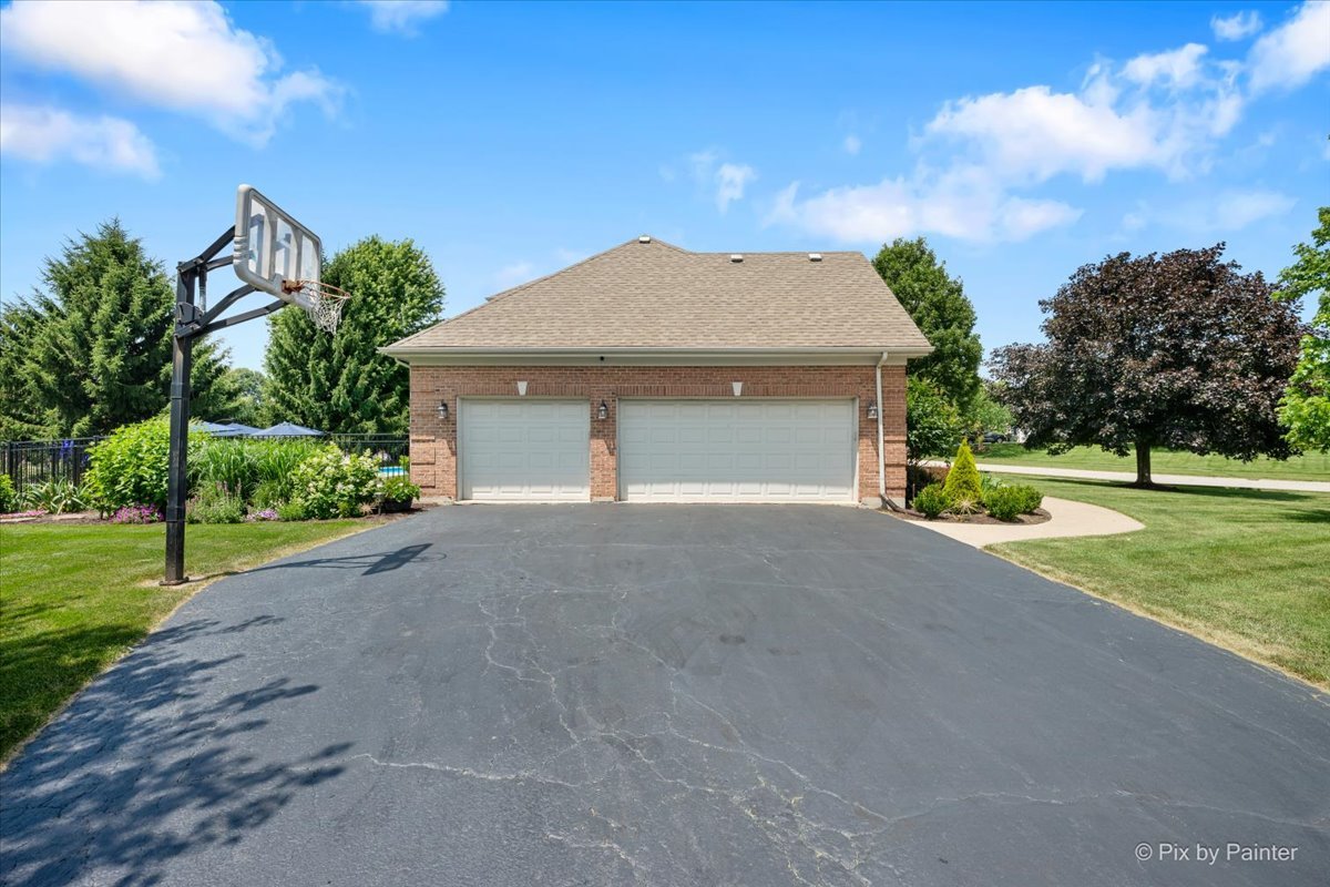1401 Stag Trail Cary, IL 60013 - Photo 45 of 63