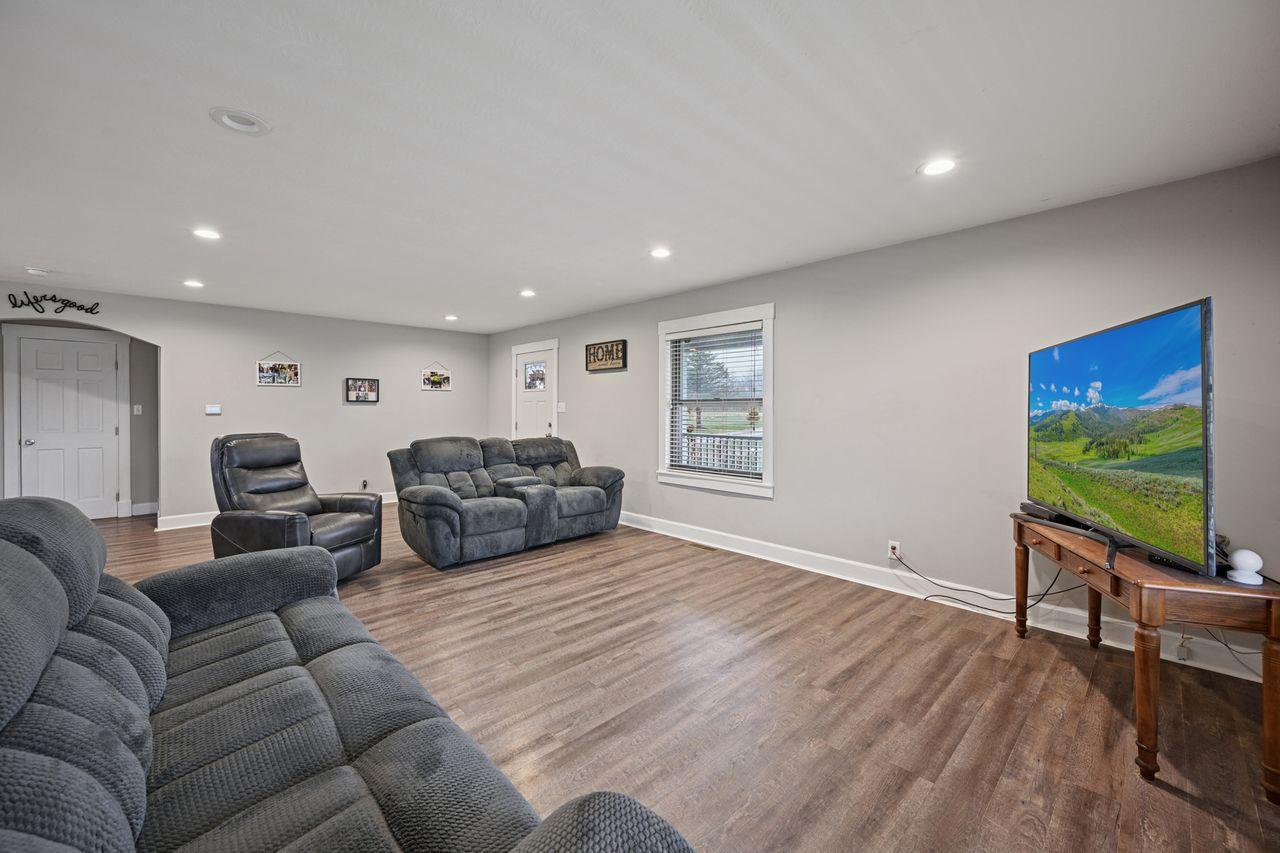 8945 Moody Road Moores Hill, IN 47032 - Photo 6 of 41 Gallery Image 6