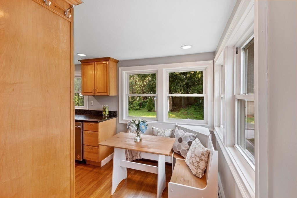91 Bruce Road Walpole, MA 02081 - Photo 16 of 25 Gallery Image 16