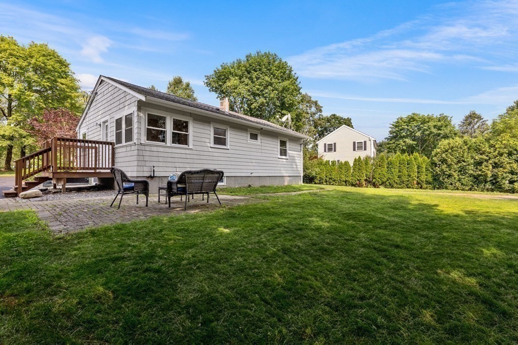 91 Bruce Road Walpole, MA 02081 - Photo 23 of 25 Gallery Image 23