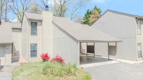 $305,000 | 8705 Olde Colony Trail, Unit 28, Knoxville, TN 37923