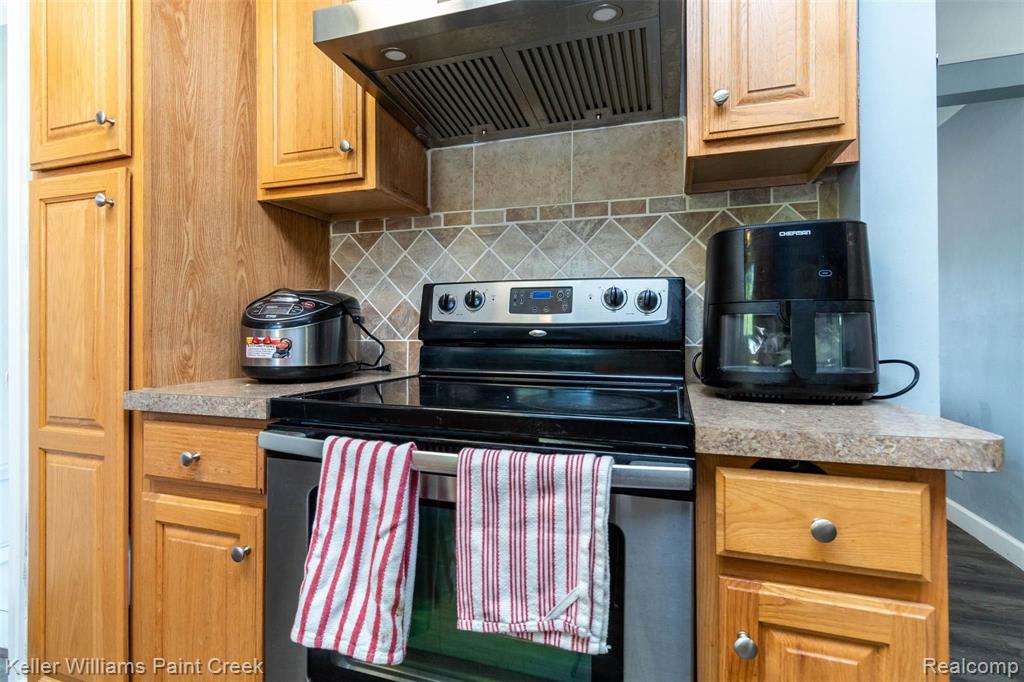 11031 Twelve Mile Road Warren, MI 48093 - Photo 16 of 41