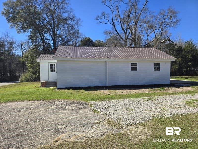 821 Dailey Street Brewton, AL 36426 - Photo 4 of 17 View of garage
