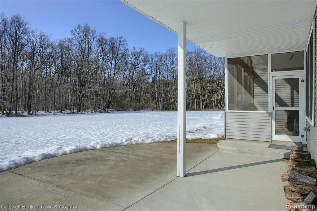 10227 White Road Linden, MI 48451 - Photo 32 of 43