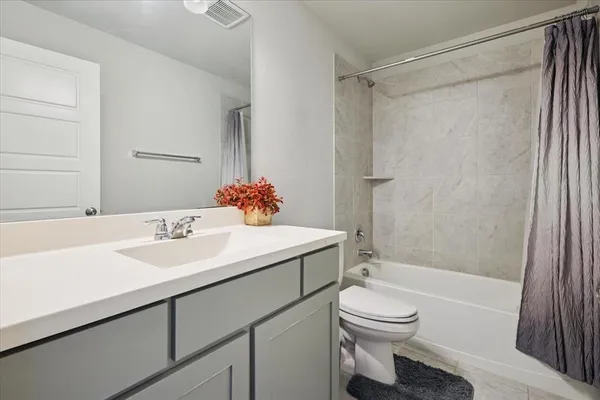 $3,300 | 345 Greenbriar Road, Little Elm, TX 75068