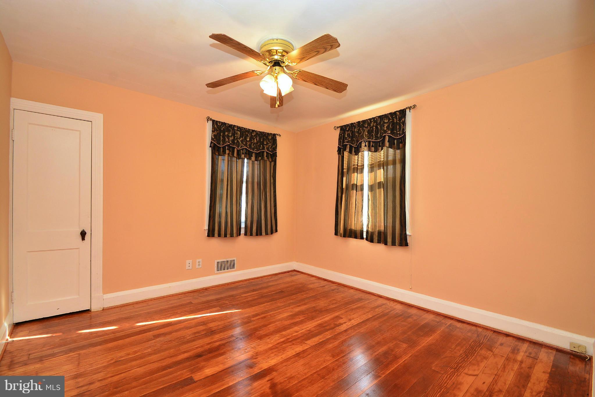 212 Homewood Road Linthicum Heights, MD 21090 - Photo 14 of 28 Bedroom