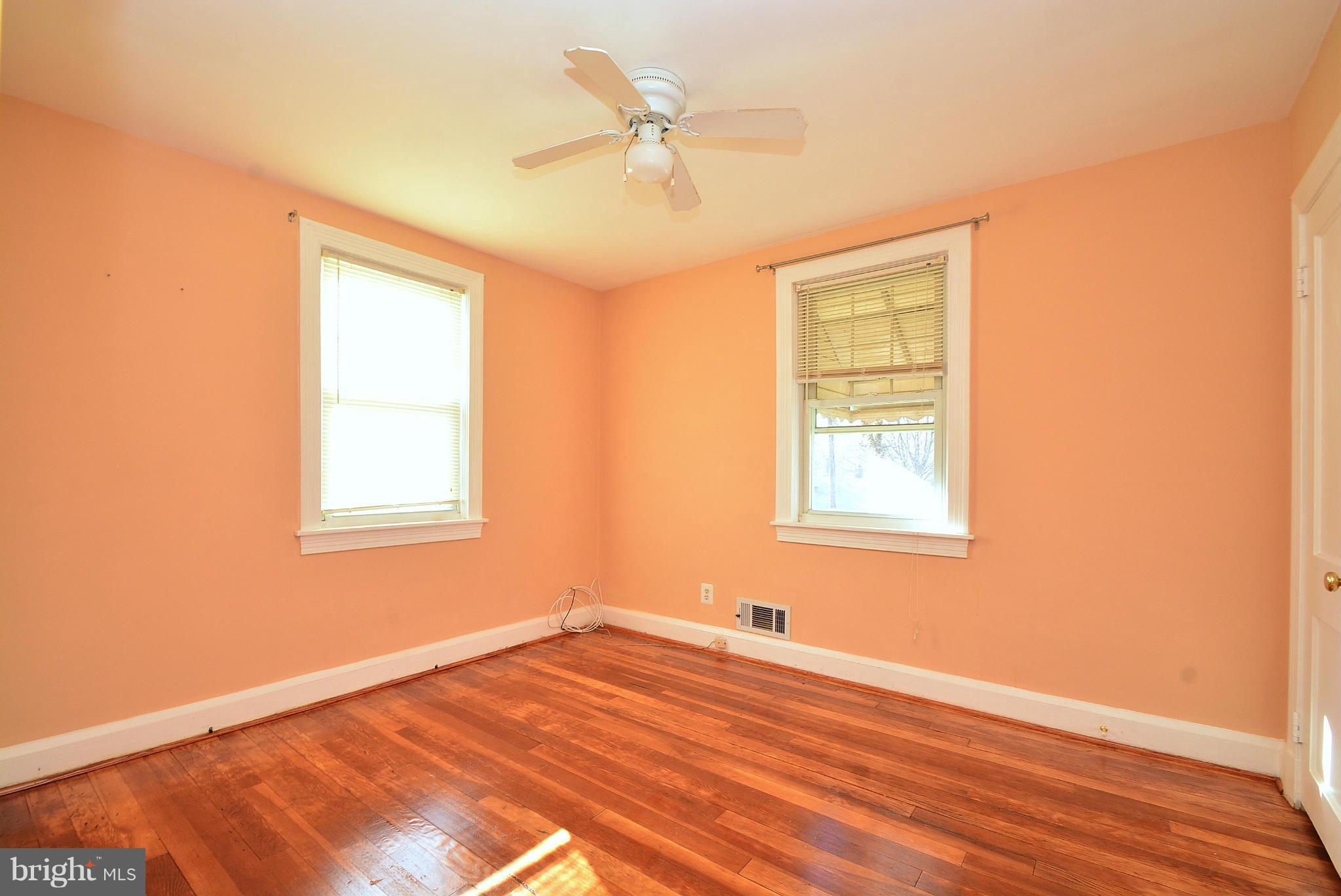 212 Homewood Road Linthicum Heights, MD 21090 - Photo 22 of 28 Bedroom