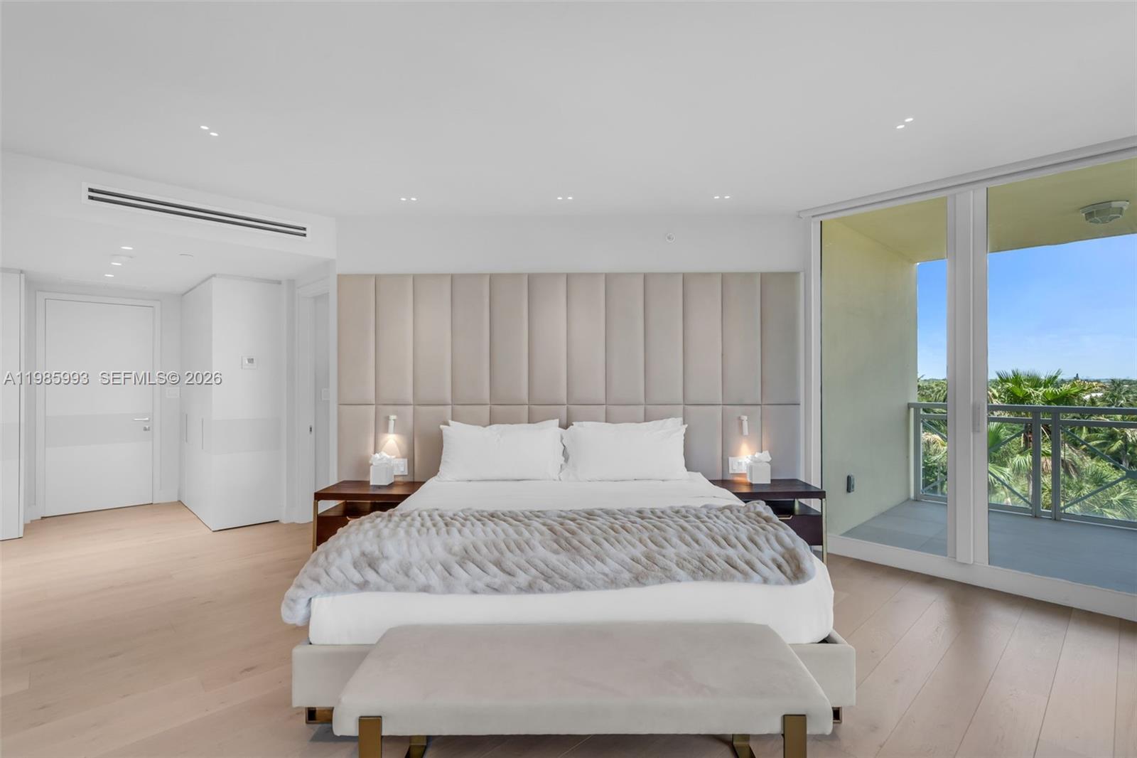 430 Grand Bay Drive, Unit 608 Key Biscayne, FL 33149 - Photo 21 of 47