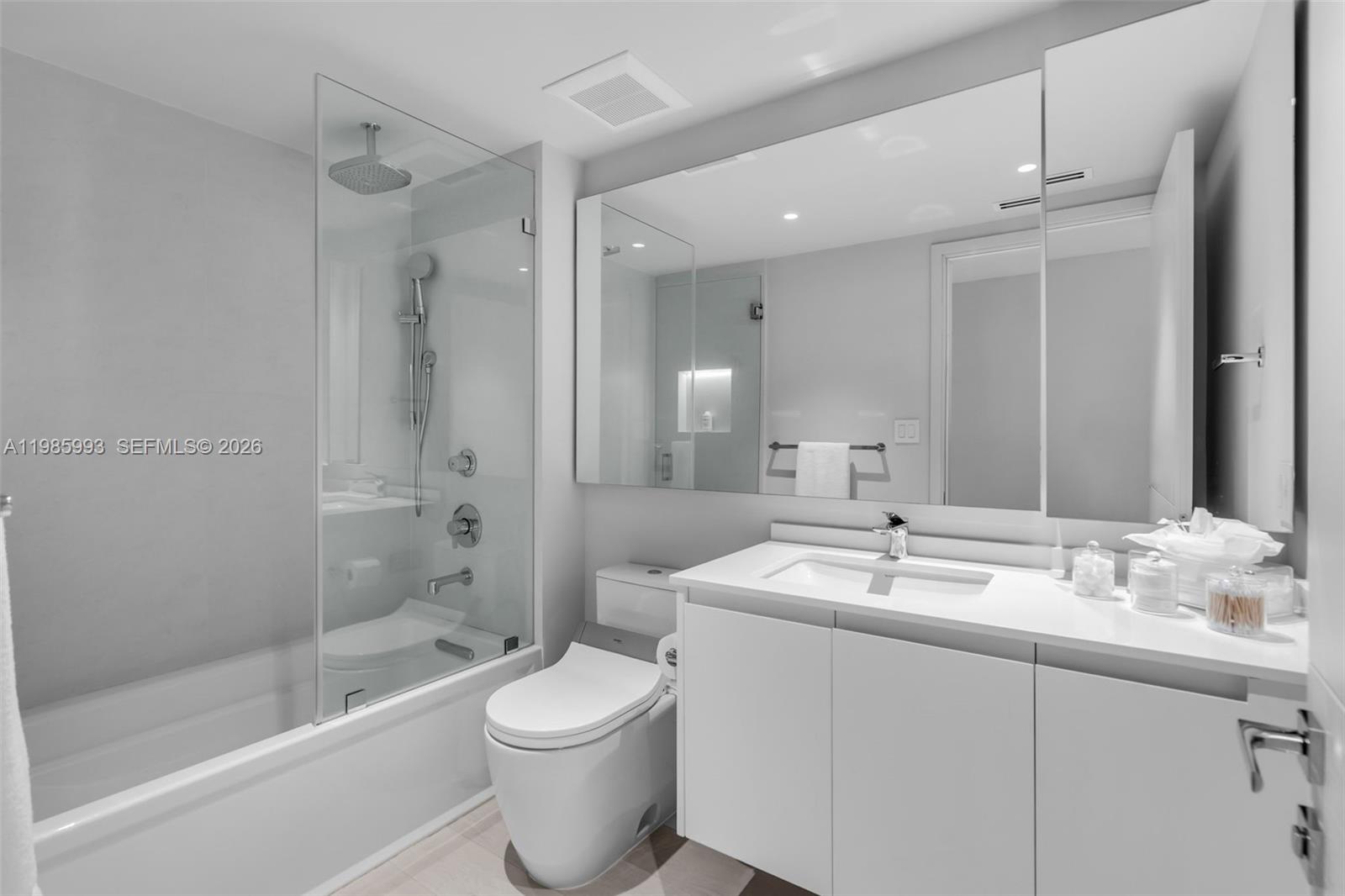 430 Grand Bay Drive, Unit 608 Key Biscayne, FL 33149 - Photo 32 of 47