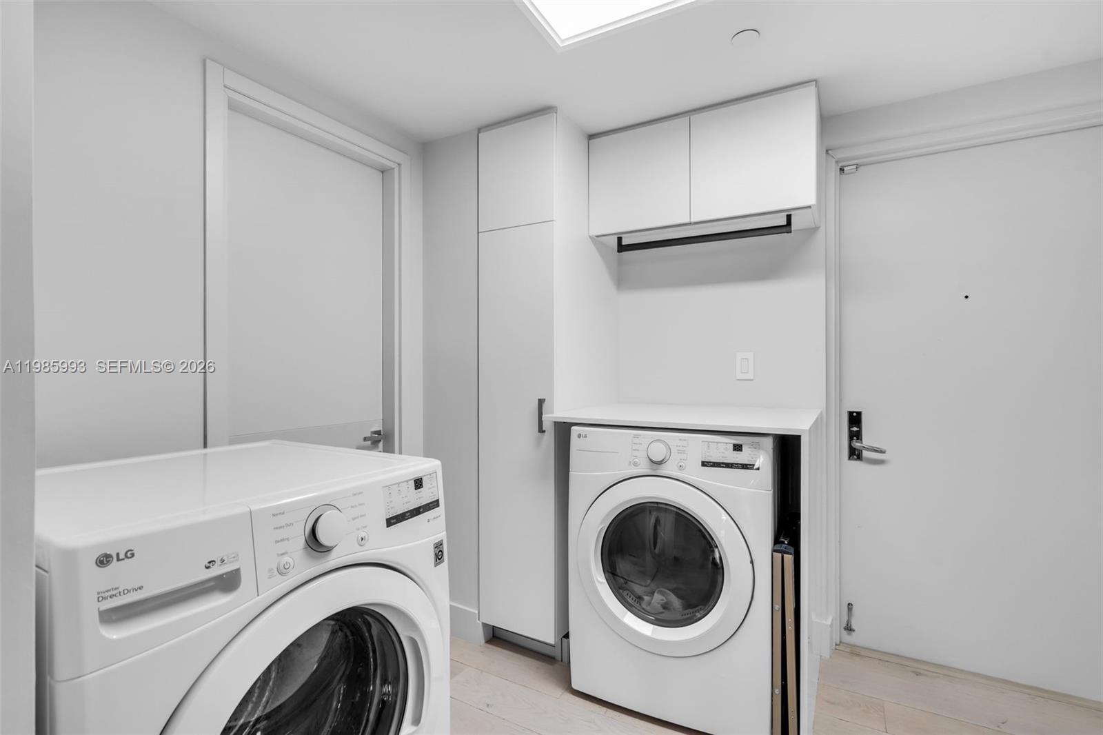 430 Grand Bay Drive, Unit 608 Key Biscayne, FL 33149 - Photo 33 of 47