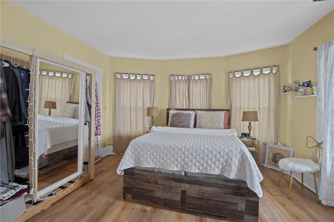 8 Burke Street Pawtucket, RI 02861 - Photo 16 of 38