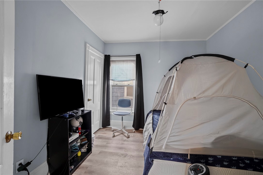 8 Burke Street Pawtucket, RI 02861 - Photo 20 of 38