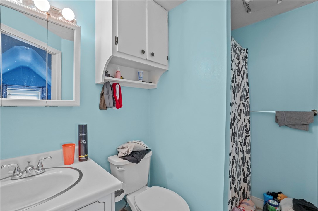 8 Burke Street Pawtucket, RI 02861 - Photo 26 of 38