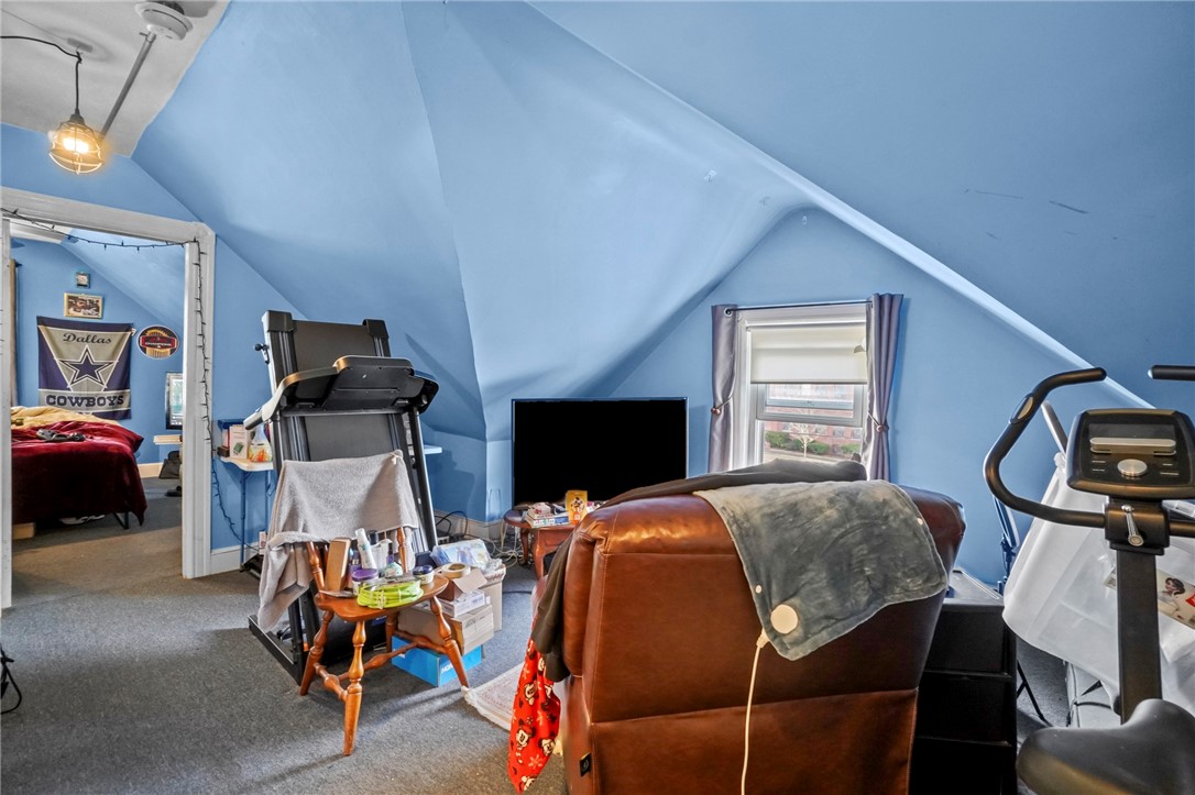 8 Burke Street Pawtucket, RI 02861 - Photo 27 of 38