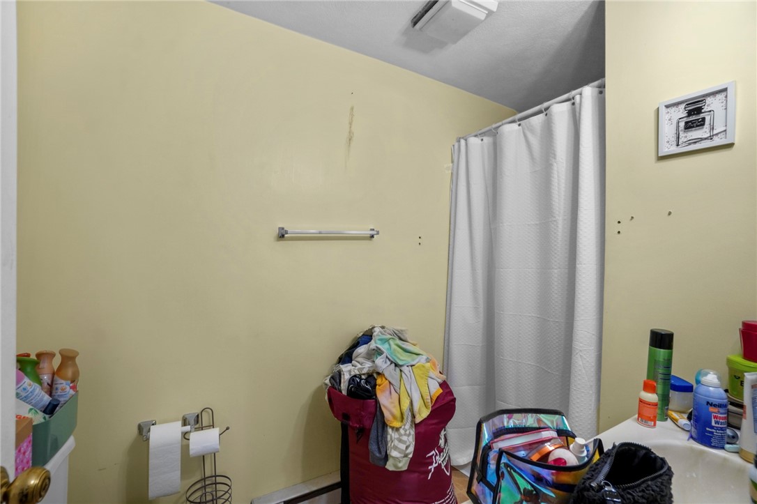 8 Burke Street Pawtucket, RI 02861 - Photo 28 of 38