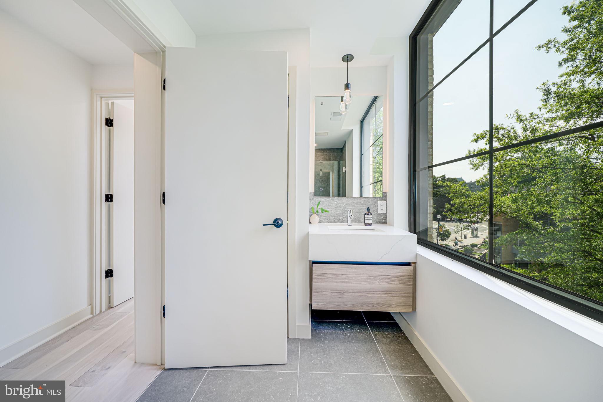 2901 Newark Street Northwest Washington, DC 20008 - Photo 18 of 53