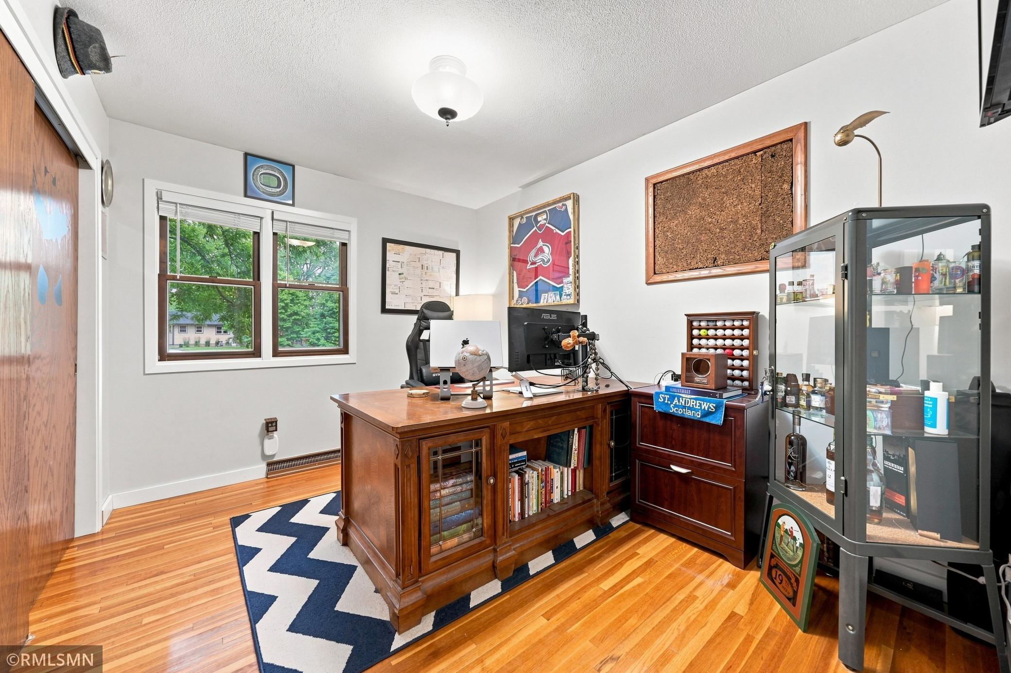 13240 Dahlgren Road Minnetonka, MN 55305 - Photo 17 of 57 Gallery Image 17