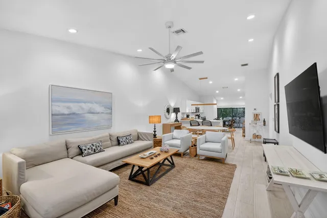 $5,800 | 2904 Spanish Trail, Delray Beach, FL 33483