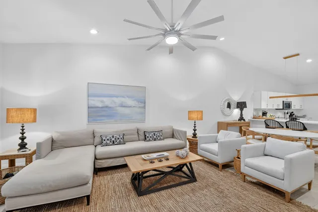 $5,800 | 2904 Spanish Trail, Delray Beach, FL 33483