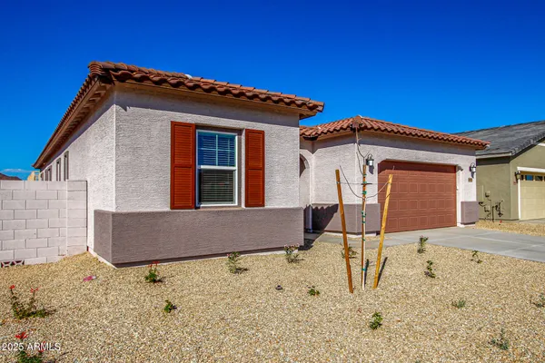 $2,800 | 14958 West Smoketree Drive, Surprise, AZ 85387