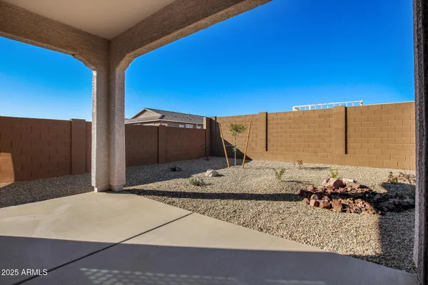 $2,800 | 14958 West Smoketree Drive, Surprise, AZ 85387
