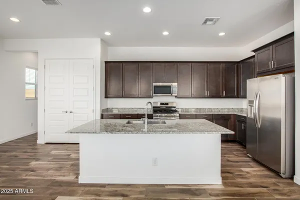 $2,800 | 14958 West Smoketree Drive, Surprise, AZ 85387