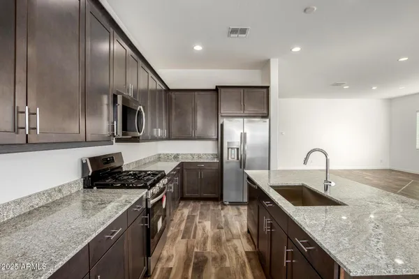 $2,800 | 14958 West Smoketree Drive, Surprise, AZ 85387