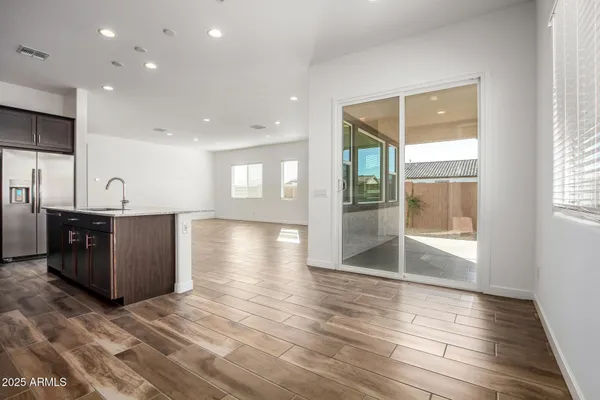 $2,800 | 14958 West Smoketree Drive, Surprise, AZ 85387