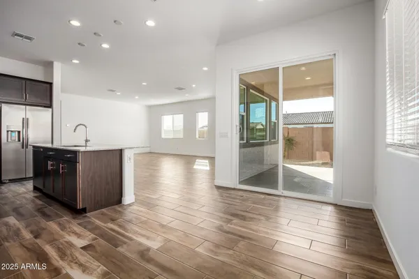 $2,800 | 14958 West Smoketree Drive, Surprise, AZ 85387