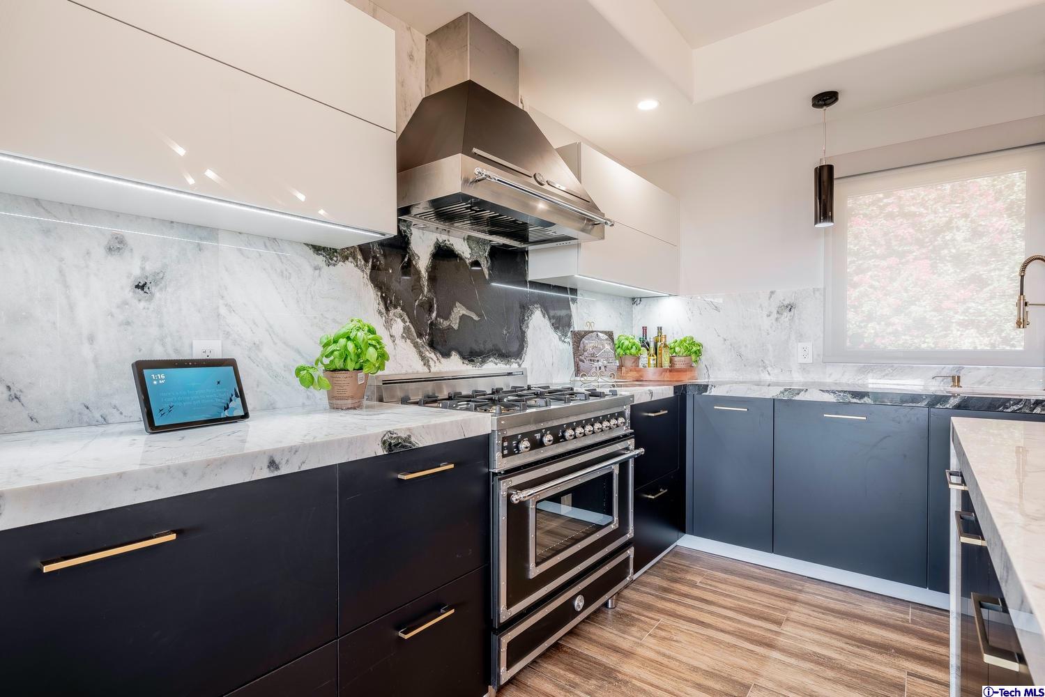 742 Cavanagh Road Glendale, CA 91207 - Photo 22 of 57