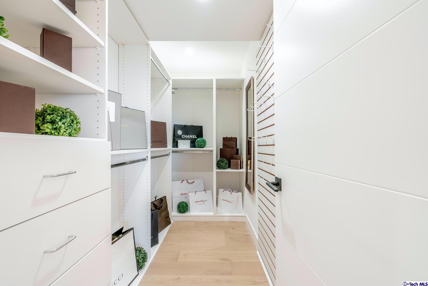 742 Cavanagh Road Glendale, CA 91207 - Photo 33 of 57