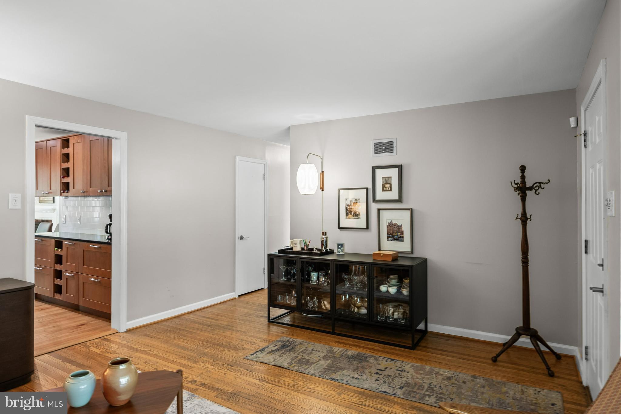 623 Devon Road Moorestown, NJ 08057 - Photo 4 of 33
