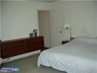 1646 Hillcrest Road Glenside, PA 19038 - Photo 11 of 12 Bedroom - Main