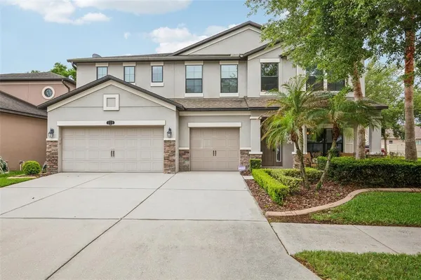 $550,000 | 210 Dakota Hill Drive, Seffner, FL 33584
