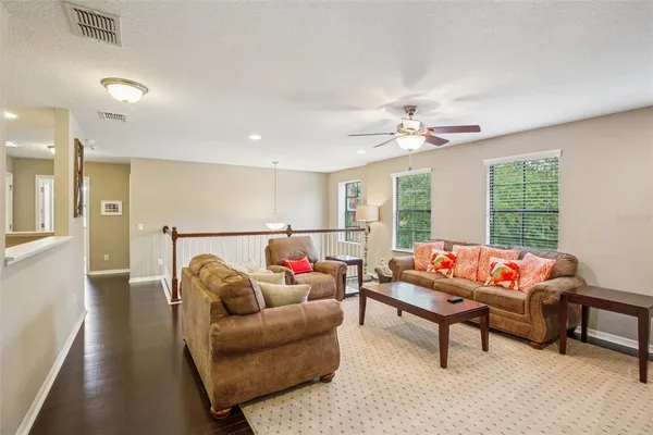 $550,000 | 210 Dakota Hill Drive, Seffner, FL 33584