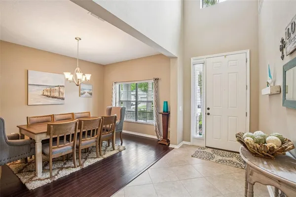 $550,000 | 210 Dakota Hill Drive, Seffner, FL 33584