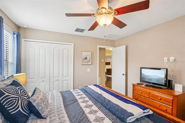 $550,000 | 210 Dakota Hill Drive, Seffner, FL 33584